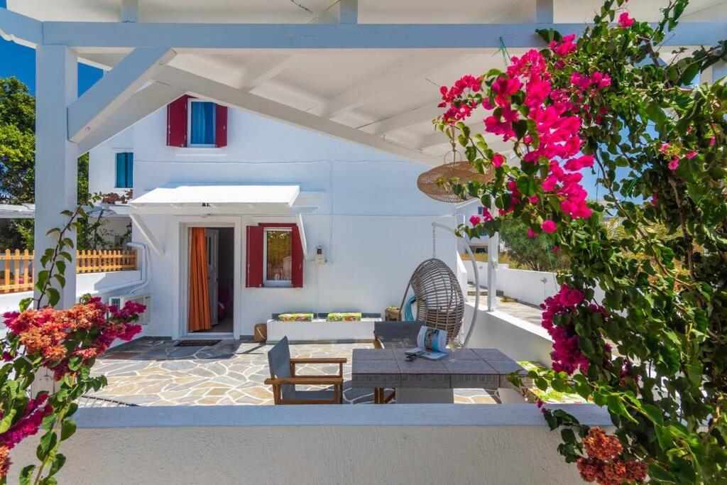 Niki'S Home Adamantas  Екстериор снимка